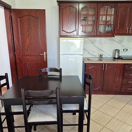 Vita Apartment - Spacious Garden And Balcony 5 Min To Beach & Center Ksamil Exterior photo
