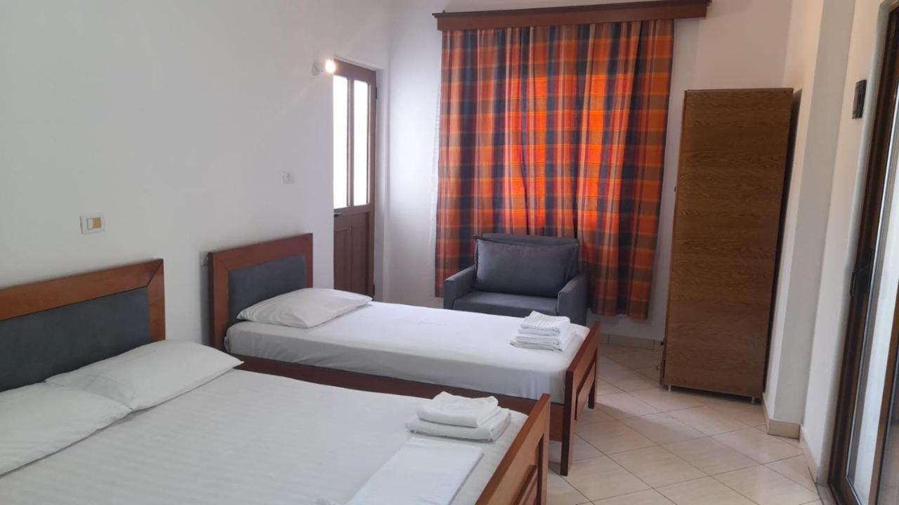 Vita Apartment - Spacious Garden And Balcony 5 Min To Beach & Center Ksamil Exterior photo