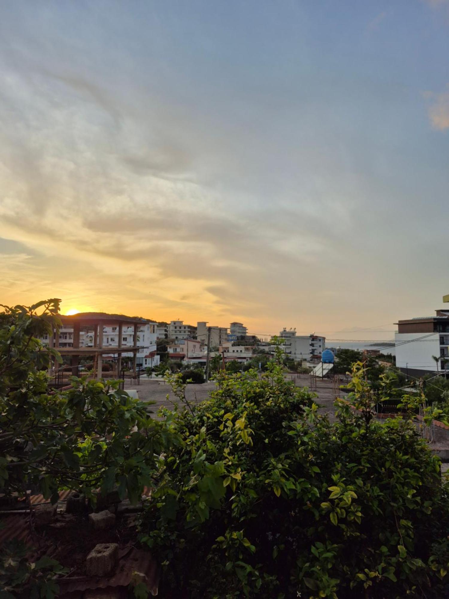 Vita Apartment - Spacious Garden And Balcony 5 Min To Beach & Center Ksamil Exterior photo