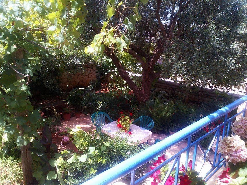Vita Apartment - Spacious Garden And Balcony 5 Min To Beach & Center Ksamil Exterior photo